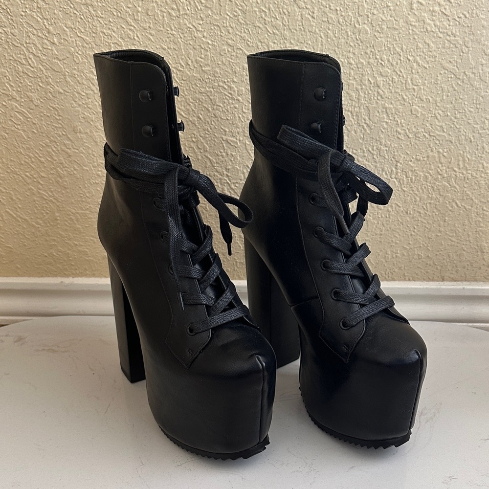 Current Mood Black Lace-Up Platform Booties